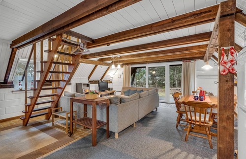 Toftum House | Cozy Holiday Home with Lake View and Spa Amenities