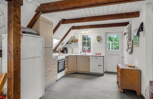 Toftum House | Cozy Holiday Home with Lake View and Spa Amenities