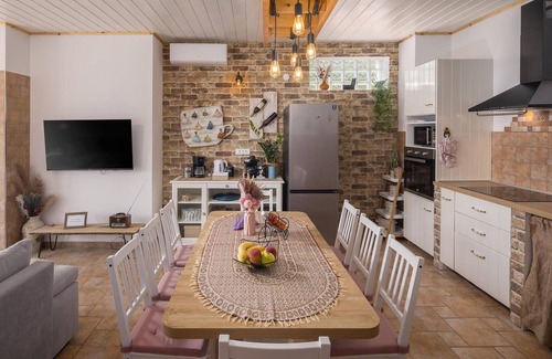 Rakotule House | Relaxing Getaway in Istria with Pool and Spa Amenities