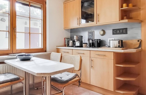 Rangsdorf House | Relax in a Delightful Vacation Home with Spa and Breakfast