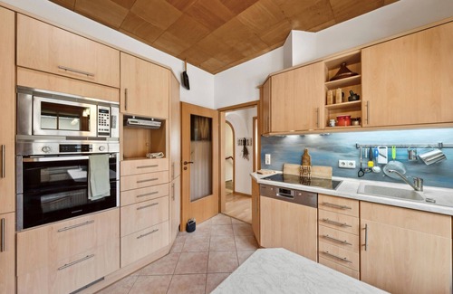 Rangsdorf House | Relax in a Delightful Vacation Home with Spa and Breakfast