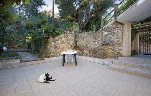 Arcavacata House | Cozy Home in Rende with Kitchen, Pet and Child Friendly
