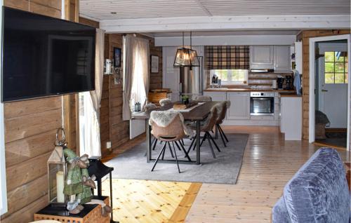 Atra House | Cozy Retreat in Rjukan with Wifi & Hot Tub Access