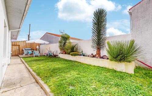 Royan House | Cozy Home in Royan with Wifi, Pet and Child Friendly