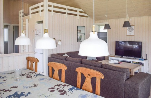 Spodsbjerg House | Idyllic Wooden Holiday Home with Ocean Views in Langeland