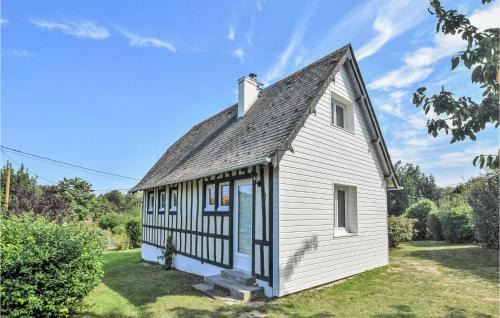 Saint-Aubin-sur-Mer House | Delightful Home in Saint-Aubin-sur-Mer with Wifi Access