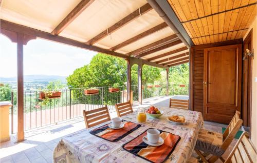 San Giustino House | Inviting Home in San Giustino PG: Pet-Friendly and Family Fun