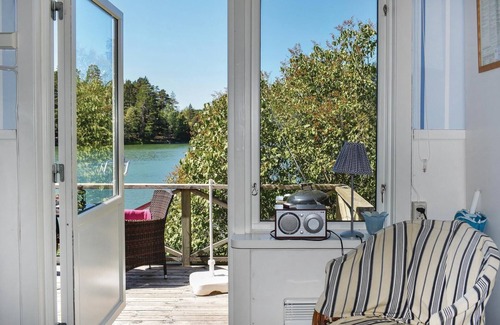 Soderkoping Municipality House | Idyllic Cottage Near the Sea in Pristine Archipelago