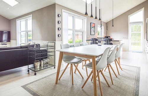 Skjern House | Inviting Oceanfront Vacation Home with Amazing Amenities