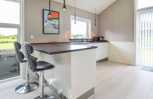 Skjern House | Inviting Oceanfront Vacation Home with Amazing Amenities