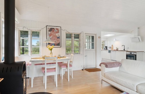 Store Kongsmark House | Family-Friendly 2 Bedroom Retreat with Ocean Views in Slagelse