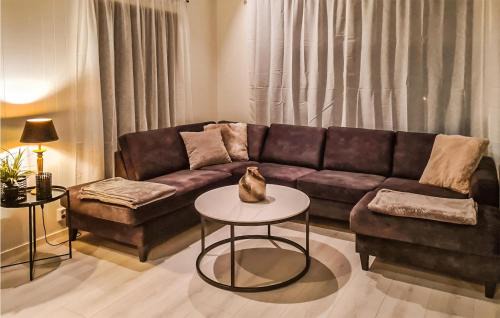 Bamble House | Cozy Stathelle Home with Kitchen for Family Getaways