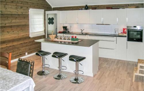 Sykkylven House | Cozy Sea View Home in Straumgjerde - Family Friendly Stay