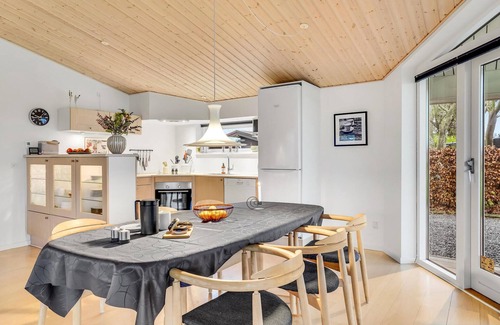 Strøby Ladeplads House | Cozy Cottage with Breathtaking Countryside and Ocean Views
