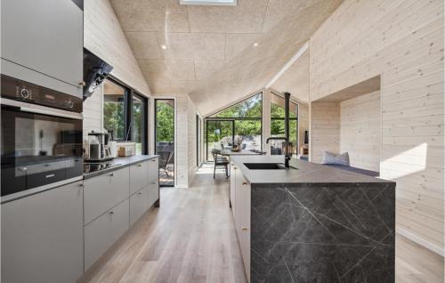 Skaven Strand House | Cozy Tarm Retreat with WiFi & Family-Friendly Amenities