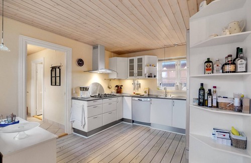 Thyboron House | Cozy 1 Bedroom Accommodation with Ocean View in Thyborøn