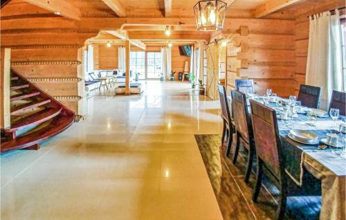 Bydlino House | Cozy Home in Ustka with WiFi, Pet-Friendly & 4-Star Rated