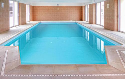 Vaudoy House | Stylish Home in Vaudoy-en-Brie with Pool & Free Wifi