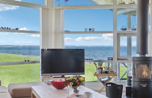 Vinderup House | Experience Breathtaking Fjord Views at Our Vacation Home