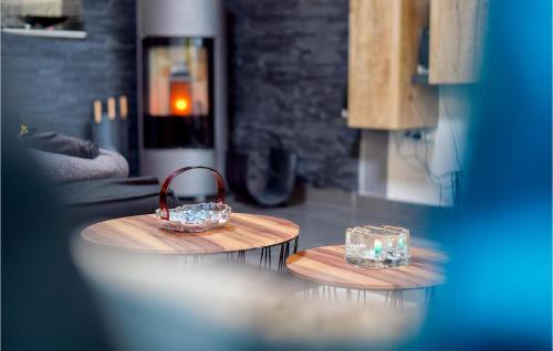Karlovac House | Inviting Retreat in Zadoborje with Heated Pool & Hot Tub