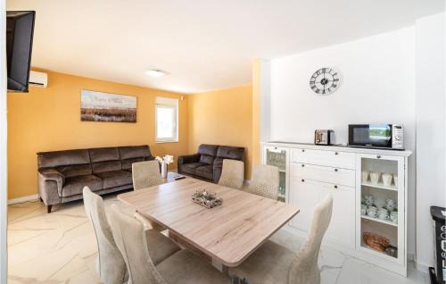 Zemunik Donji House | Cozy Zemunik Donji Retreat with Kitchen and Pool Access