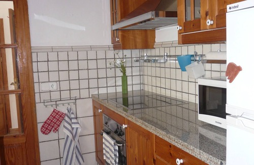 Campos House | Beautiful House in Village Center with Pool & Ocean View