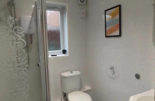 Binley House | Nice Large Room in Coventry