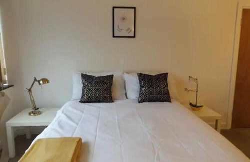 Binley House | Nice Large Room in Coventry
