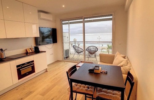 Fabron Apartment | Oceanfront F1 Escape with Balcony and Pool Access