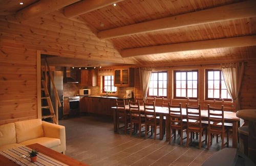 Vestre Slidre House | Stylish Modern Cottage for Groups near Vaset in Valdres