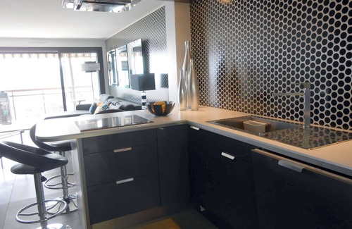 Lazaret Apartment | Enchanting Mont Boron: 3 Rooms with Sea View & Pool