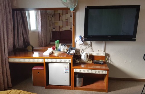 Gyeongju Hotel | Eco-Friendly Nice Motel with Breakfast & Family Amenities