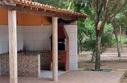 Teresina Cottage | Spacious Accommodations with Pool and Pet-Friendly Options