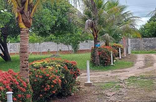 Teresina Cottage | Spacious Accommodations with Pool and Pet-Friendly Options