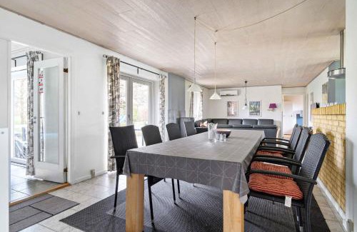 Stege House | Idyllic Holiday Home on Picturesque Mn Island with Pool