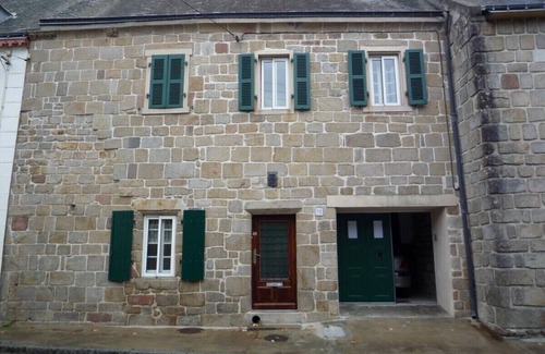 Port-Louis Apartment | Cozy T1 in Beautiful Breton House with Kitchen Amenities