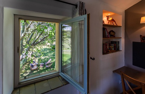 Grans House | Charming Provençale House with Pool, Spa & Garden Retreat