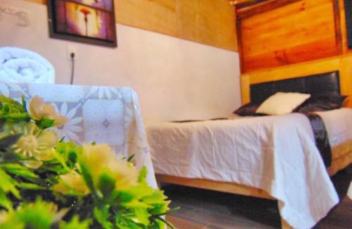 Zacatlan House | Central Quadruple Cabin with Family and Pet-Friendly Amenities