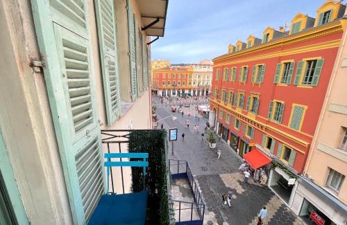 Jean-Medecin Apartment | Stylish Loft with Balcony Overlooking Massena Square
