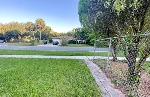 Orlando Apartment | Comfortable Space with Private Entrance, Pet & Child Friendly