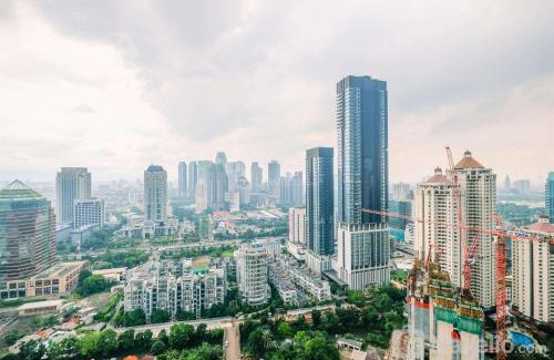 Semanggi Apartment | Cozy Studio Apartment at Ciputra World 2 by Travelio