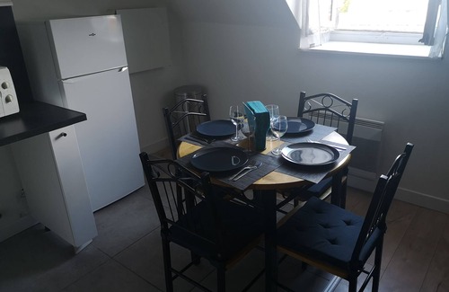 Corbeil-Essonnes Apartment | Budget-Friendly Studio in Corbeil Essonnes for Families