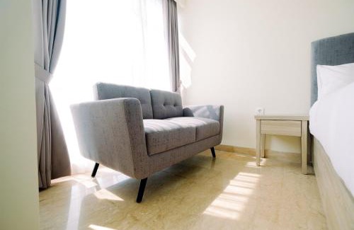 Cikini Apartment | Cozy Studio at Menteng Park with Pool & Family Amenities