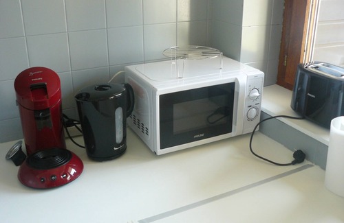 Thonon-les-Bains Apartment | Comfortable T1 Bis with Parking, Wifi & Garden Access