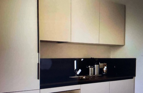 Cimiez Apartment | Experience Cozy Comfort in Garibaldi's Historic Old Town