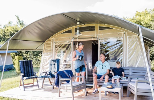 Echternacherbruck House | Cozy Tent Experience at a Family-Friendly Campsite