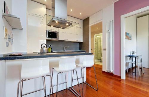 Quartiere XX Ardeatino Apartment | Host You Well: 4-Star Family-Friendly Retreat, Rated 9.8