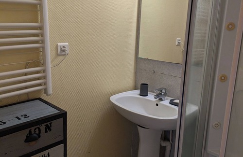 Centre Ville Apartment | Nice two-room apartment under the roof