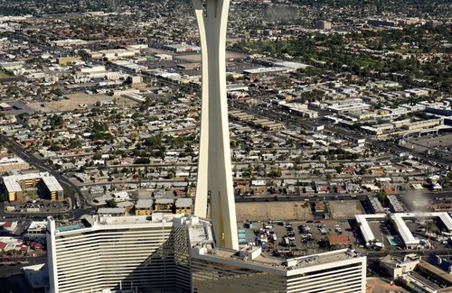 Gateway District House | Ideal Stay Near Strat Casino Strip, Las Vegas - Family Friendly