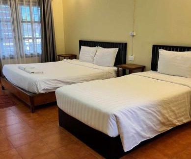 Vang Vieng House | Scenic View Guesthouse: Family-Friendly & Highly Rated